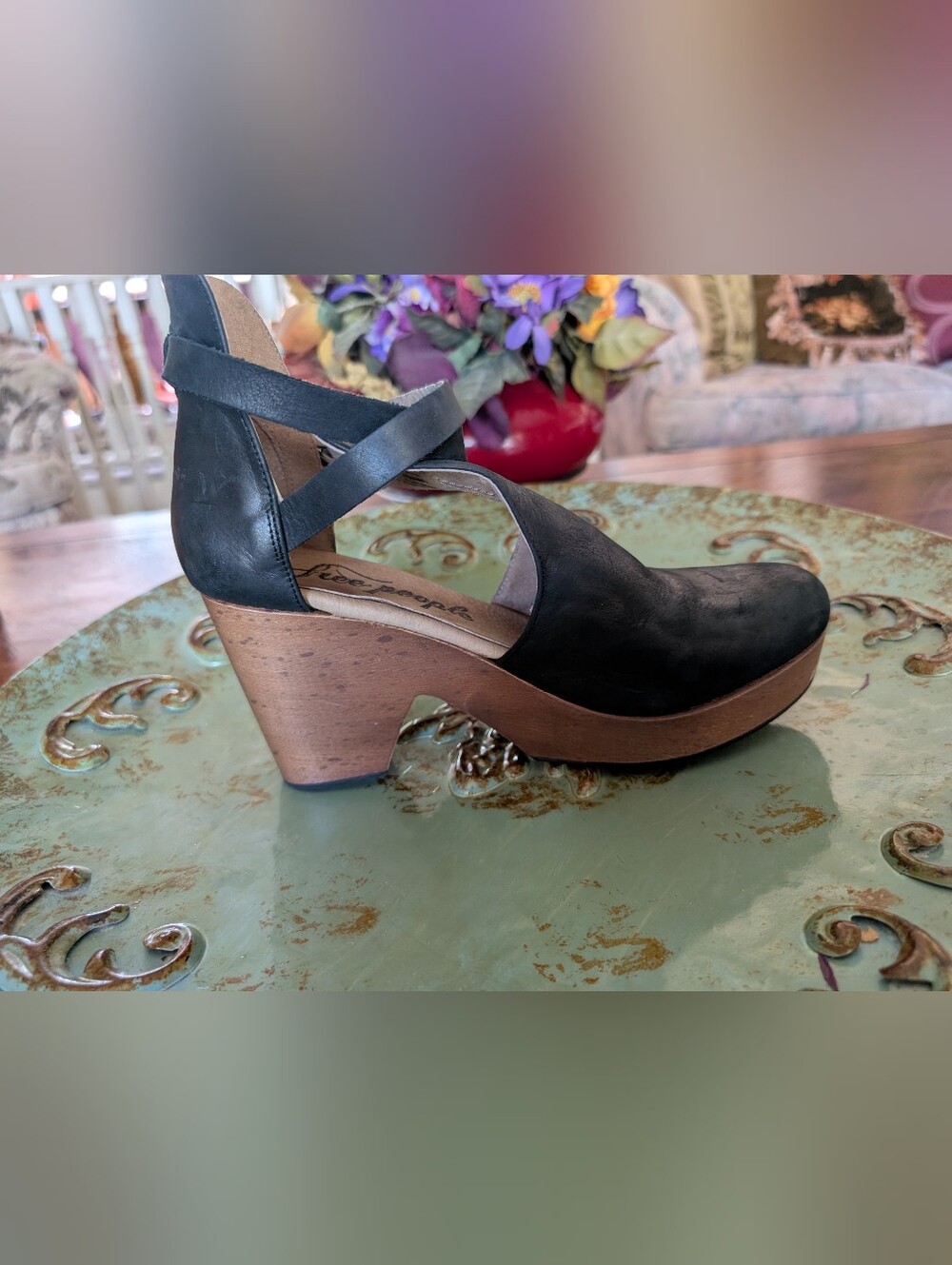 Free People Black Leather Platform Clogs with Wood-Effect Heel Size 39.5 - Picture 7 of 16